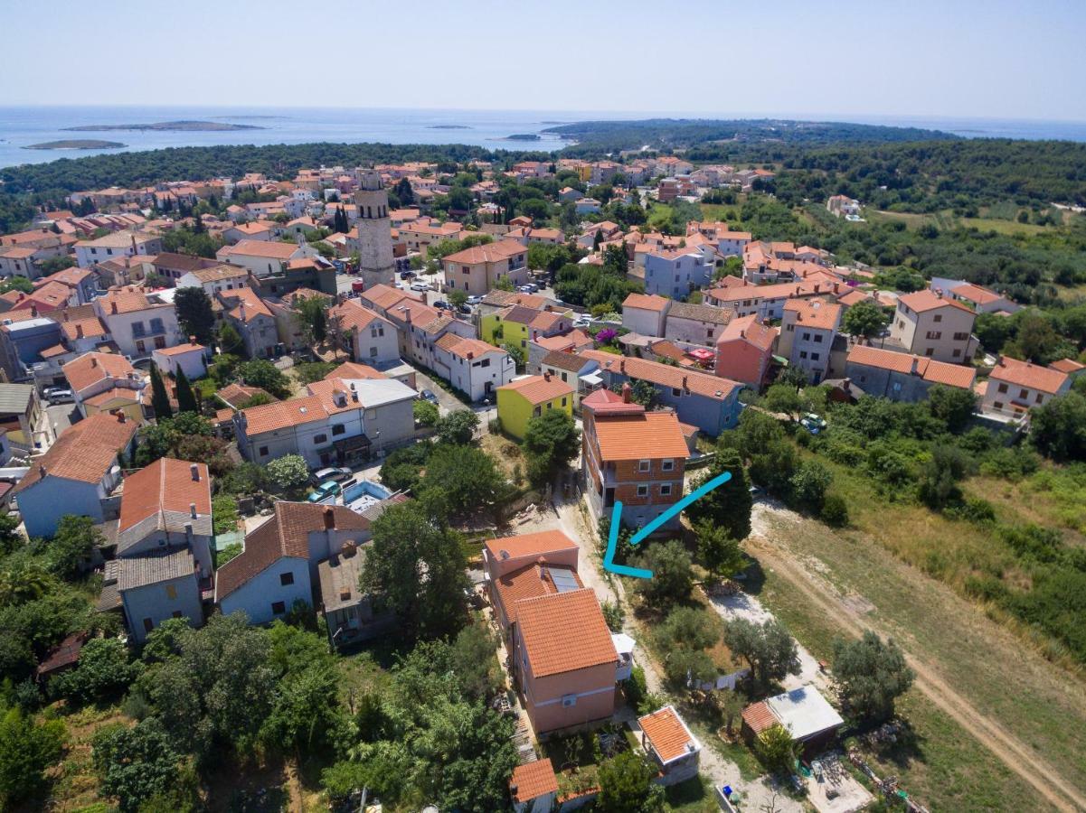 Marizella *